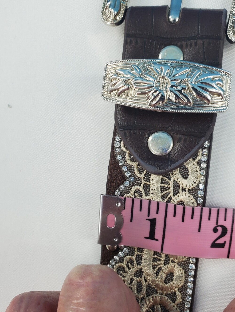 Western style leather belt with rhinestones - Picture 3 of 16